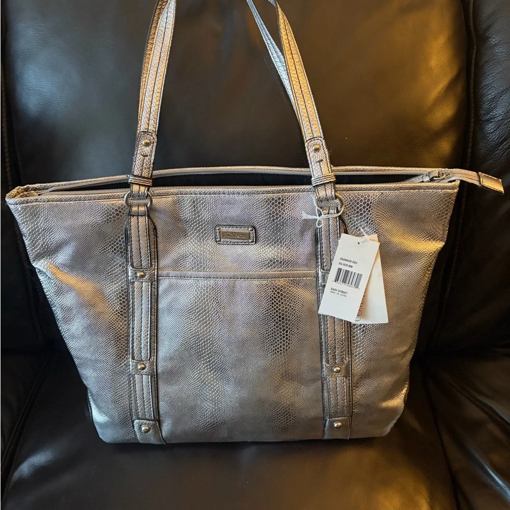 Nine West Metallic Silver Women's pocketbook - Picture 2 of 5